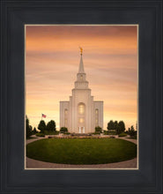 Load image into Gallery viewer, Kansas City Golden
