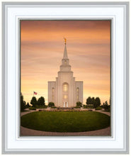 Load image into Gallery viewer, Kansas City Golden
