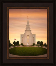 Load image into Gallery viewer, Kansas City Golden
