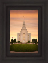 Load image into Gallery viewer, Kansas City Golden
