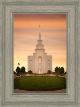 Load image into Gallery viewer, Kansas City Golden
