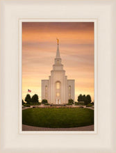 Load image into Gallery viewer, Kansas City Golden
