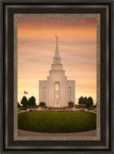 Load image into Gallery viewer, Kansas City Golden

