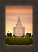 Load image into Gallery viewer, Kansas City Golden
