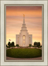 Load image into Gallery viewer, Kansas City Golden
