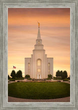 Load image into Gallery viewer, Kansas City Golden
