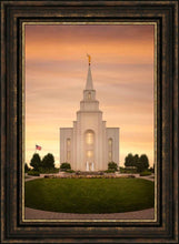 Load image into Gallery viewer, Kansas City Golden
