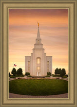 Load image into Gallery viewer, Kansas City Golden
