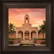 Load image into Gallery viewer, Newport Beach Lift Me Up
