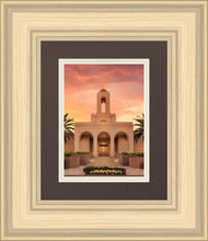 Load image into Gallery viewer, Newport Beach Lift Me Up

