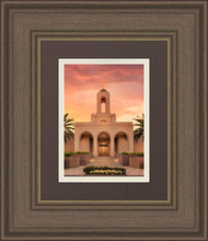 Load image into Gallery viewer, Newport Beach Lift Me Up
