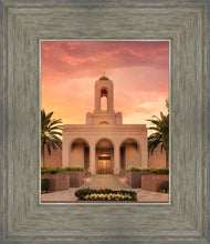 Load image into Gallery viewer, Newport Beach Lift Me Up
