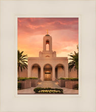 Load image into Gallery viewer, Newport Beach Lift Me Up
