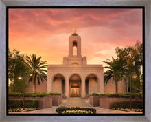 Load image into Gallery viewer, Newport Beach Lift Me Up
