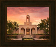 Load image into Gallery viewer, Newport Beach Lift Me Up
