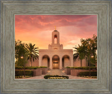 Load image into Gallery viewer, Newport Beach Lift Me Up
