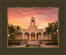Load image into Gallery viewer, Newport Beach Lift Me Up
