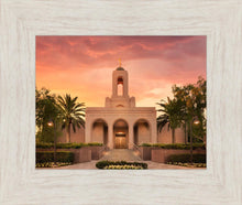 Load image into Gallery viewer, Newport Beach Lift Me Up
