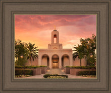 Load image into Gallery viewer, Newport Beach Lift Me Up
