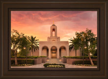 Load image into Gallery viewer, Newport Beach Lift Me Up
