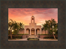 Load image into Gallery viewer, Newport Beach Lift Me Up
