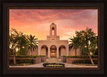 Load image into Gallery viewer, Newport Beach Lift Me Up
