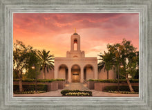 Load image into Gallery viewer, Newport Beach Lift Me Up

