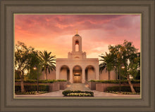 Load image into Gallery viewer, Newport Beach Lift Me Up
