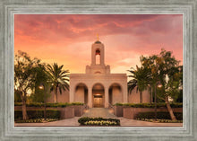 Load image into Gallery viewer, Newport Beach Lift Me Up
