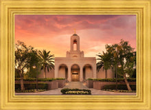Load image into Gallery viewer, Newport Beach Lift Me Up
