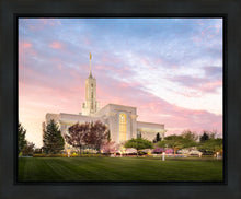 Load image into Gallery viewer, Mount Timpanogos Spring
