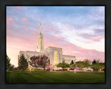 Load image into Gallery viewer, Mount Timpanogos Spring
