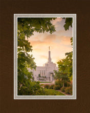 Load image into Gallery viewer, Reno Gardens
