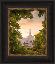 Load image into Gallery viewer, Reno Gardens
