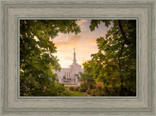 Load image into Gallery viewer, Reno Gardens
