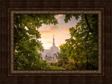 Load image into Gallery viewer, Reno Gardens
