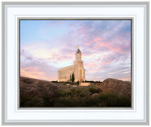 Load image into Gallery viewer, Cedar City Spring
