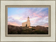 Load image into Gallery viewer, Cedar City Spring
