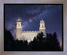 Load image into Gallery viewer, Manti Celestial
