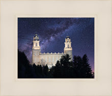 Load image into Gallery viewer, Manti Celestial
