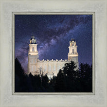 Load image into Gallery viewer, Manti Celestial
