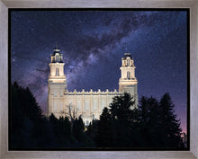 Load image into Gallery viewer, Manti Celestial
