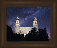Load image into Gallery viewer, Manti Celestial
