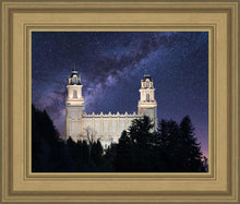 Load image into Gallery viewer, Manti Celestial
