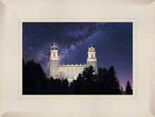 Load image into Gallery viewer, Manti Celestial
