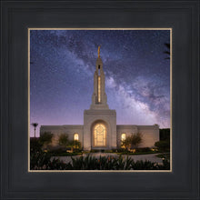 Load image into Gallery viewer, Redlands Celestial
