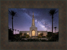 Load image into Gallery viewer, Redlands Celestial

