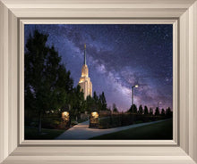 Load image into Gallery viewer, Twin Falls Celestial
