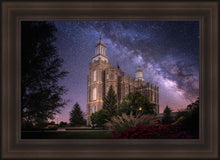 Load image into Gallery viewer, Logan Celestial
