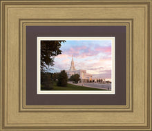 Load image into Gallery viewer, Bountiful Pastel Light
